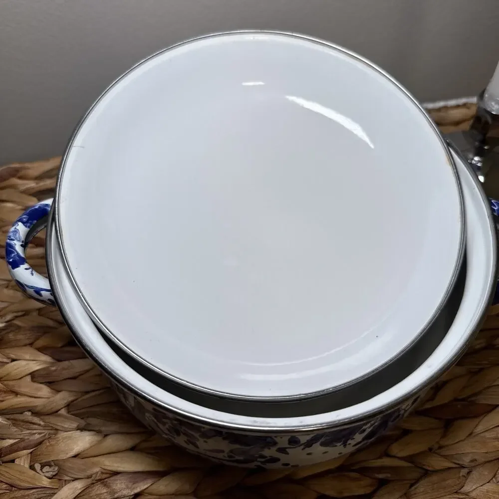 Golden Rabbit Blue White Spongeware Enamelware Covered Casserole Pot With Lid